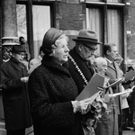 850774 Afbeelding van de muzikale hulde door de Utrechtse schooljeugd gebracht aan jhr. mr. C.J.A. de Ranitz bij zijn ...